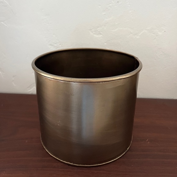 Terrain Habit & Form cylinder pot drum planter indoor houseplant pot brass gold - Picture 5 of 12